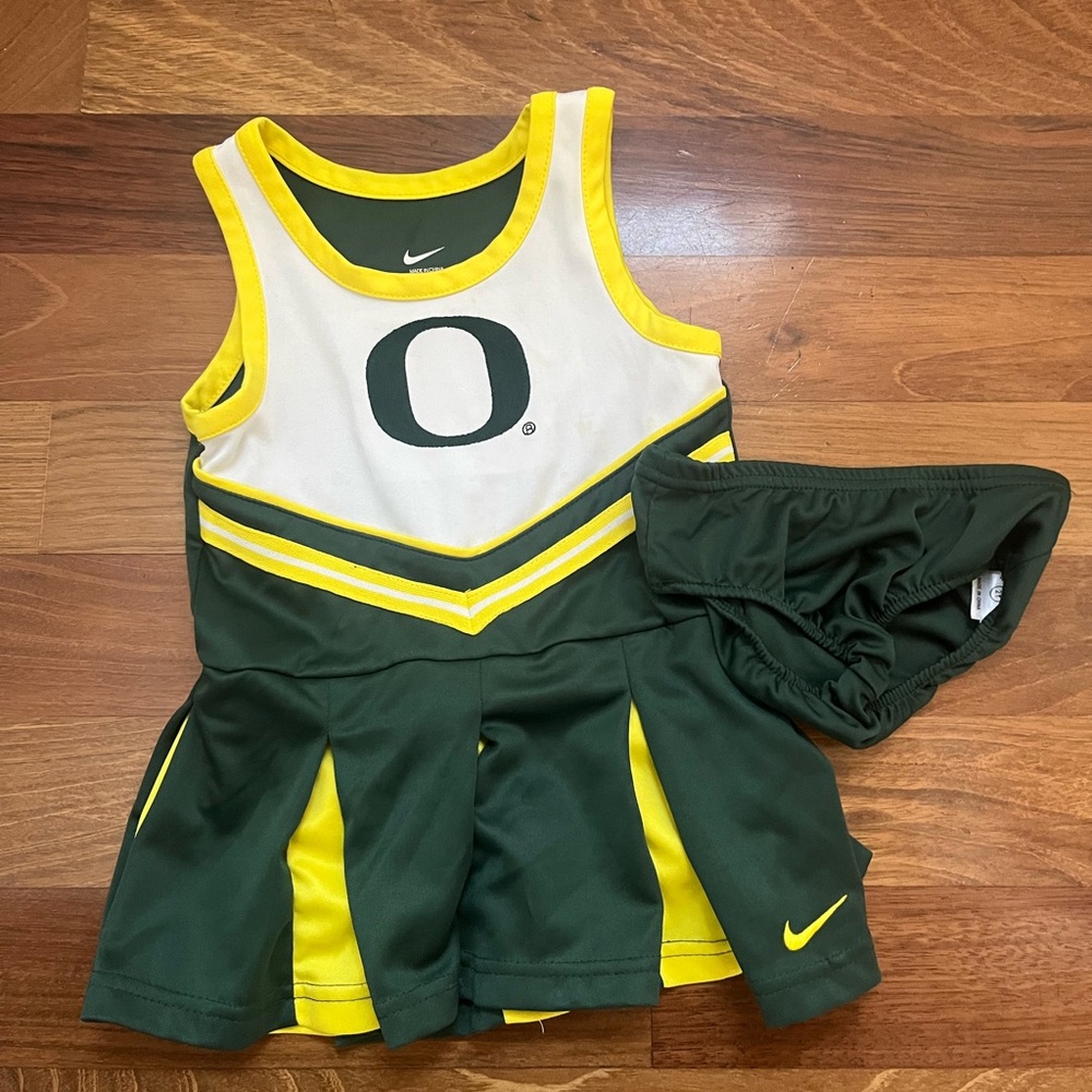 Nike University of Oregon toddler cheerleader outfit